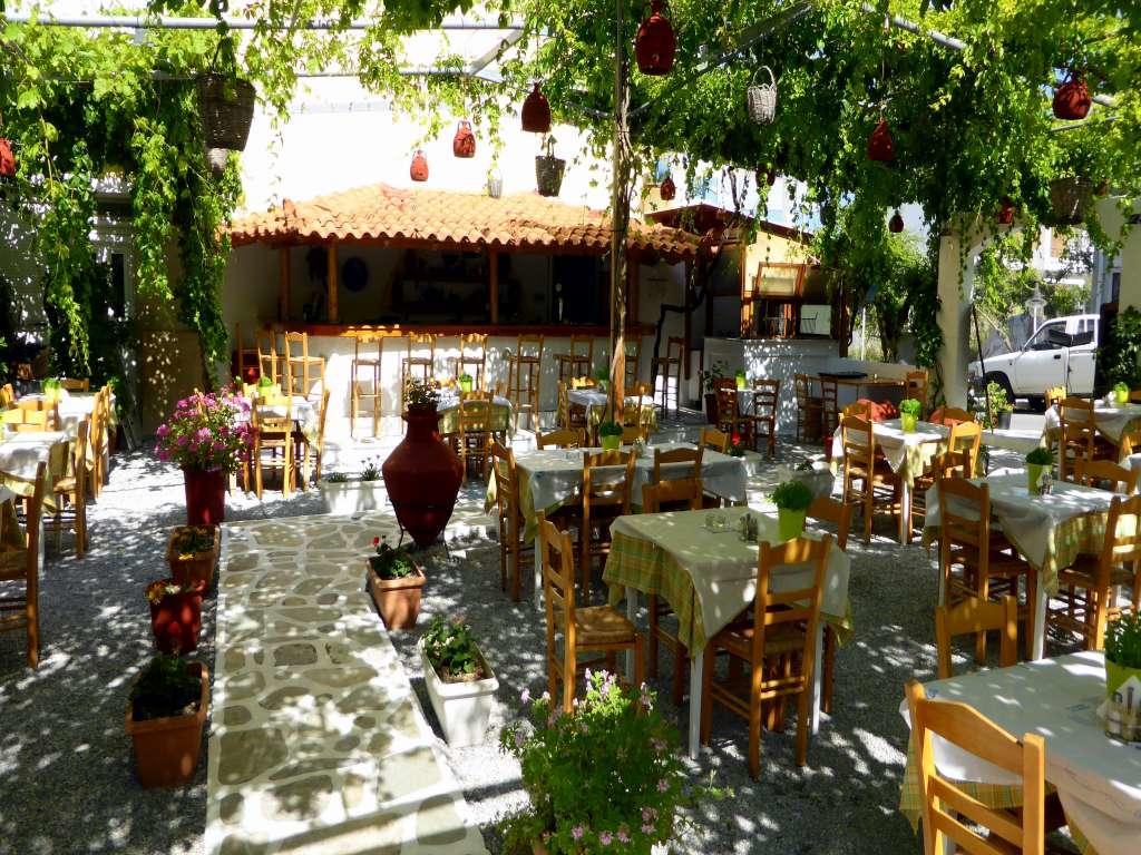 Cohyli Hotel Ireo  Extérieur photo